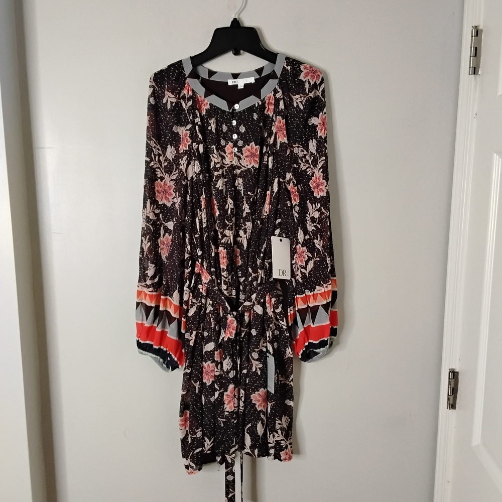 DR2 Black and Pink Floral Long Sleeve Dress